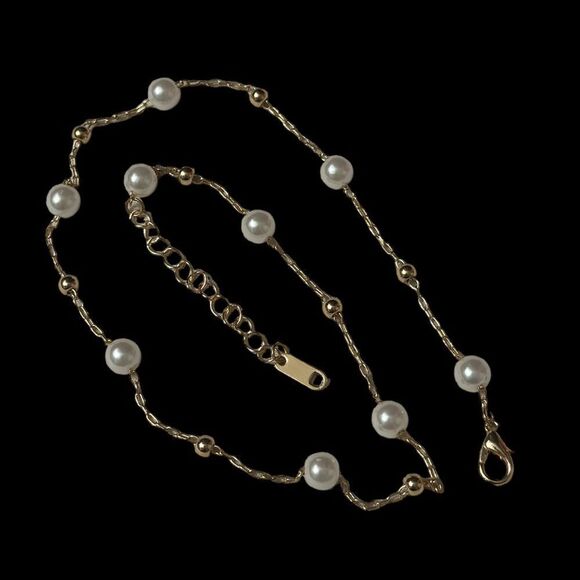 Pearl Necklace  - Picture 1 of 1